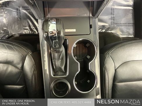 Used 2018 Ford Explorer XLT w/ Equipment Group 202A FWD image 41