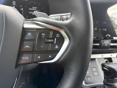 Used 2026 Lexus GX 550 w/ Cold Area Package AWD/4WD image 22