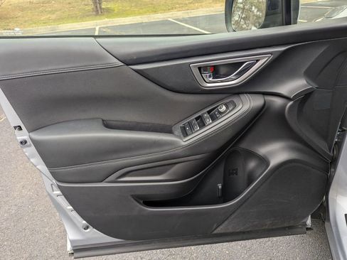 Used 2019 Subaru Forester Premium image 20