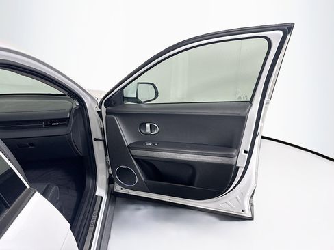 Used 2023 Hyundai Ioniq 5 Limited w/ Cargo Package AWD/4WD image 35