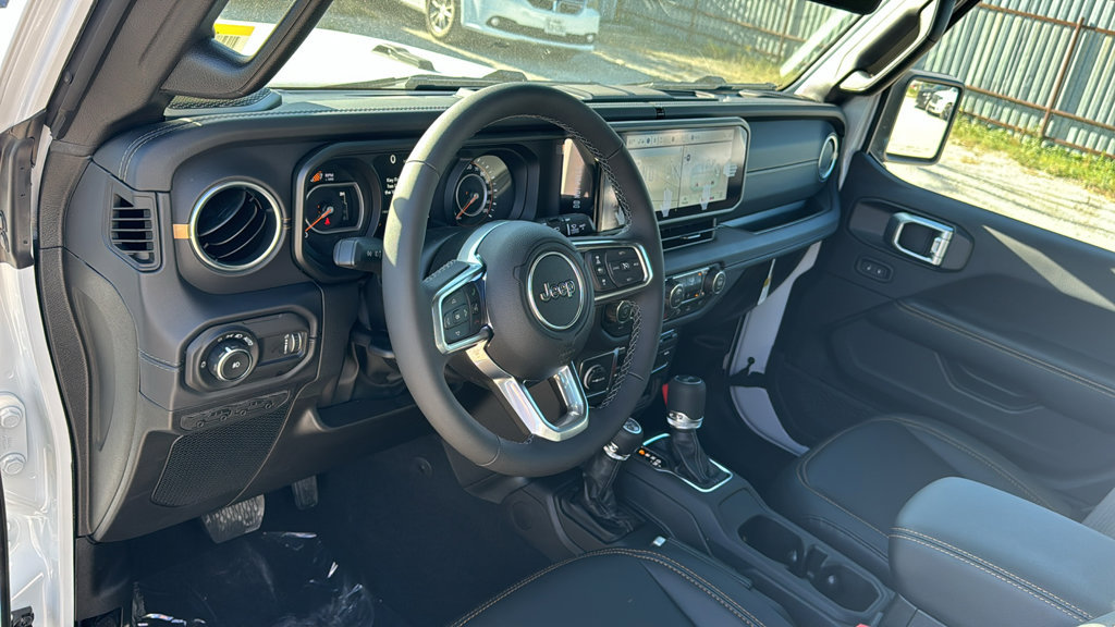 New 2027 Jeep Wrangler Unlimited Sahara AWD/4WD image 12