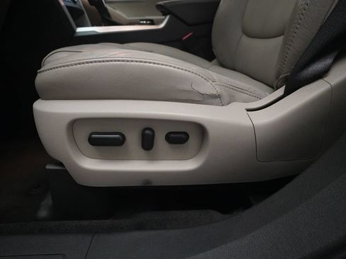 Used 2011 Ford Explorer XLT w/ 202A Rapid Spec Order Code AWD/4WD image 30