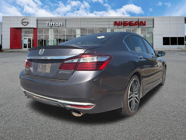 Used 2016 Honda Accord Sport image 7