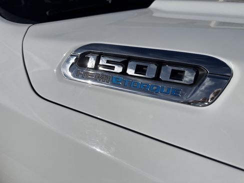 Used 2023 RAM 1500 Big Horn image 13