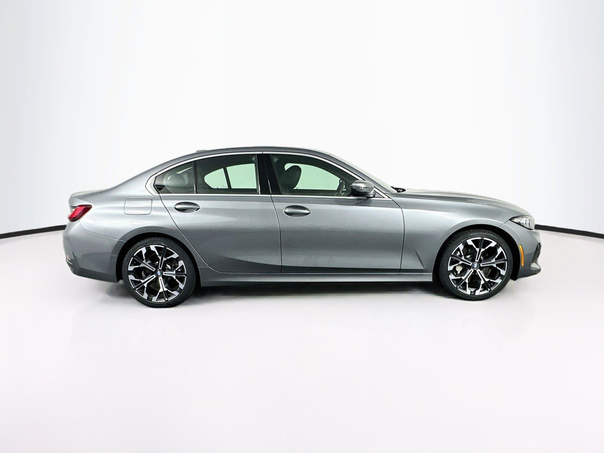 Used 2026 BMW 330i Sedan RWD image 10