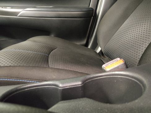 Used 2018 Nissan Sentra SR w/ SR Midnight Edition Package image 26