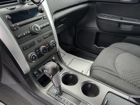 Used 2012 Chevrolet Traverse LT w/ All-Star Edition FWD image 8