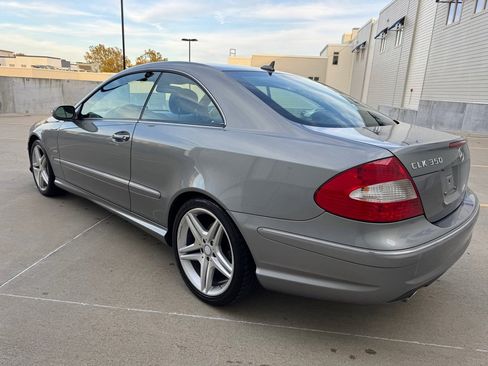 Used 2009 Mercedes-Benz CLK 350 Coupe image 5