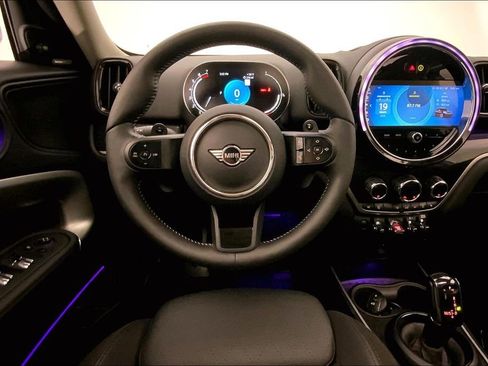 Certified 2024 MINI Cooper Countryman S w/ Signature Upholstery Package image 4