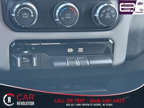 Used 2024 RAM 3500 Big Horn image 42