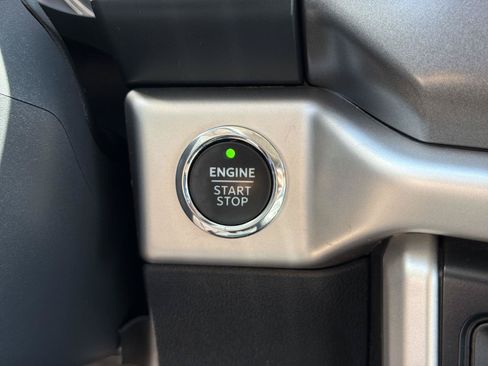 Used 2024 Ford Expedition Max XLT RWD image 16