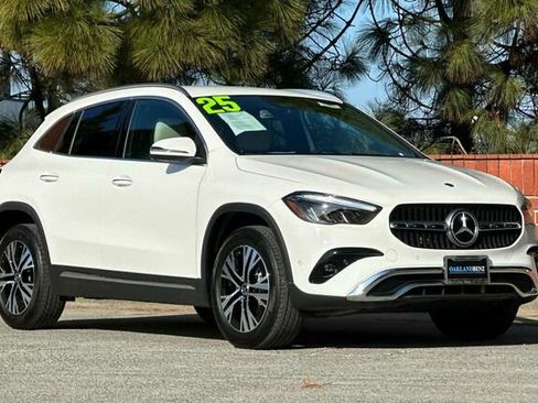Certified 2025 Mercedes-Benz GLA 250 GLA 250 image 2