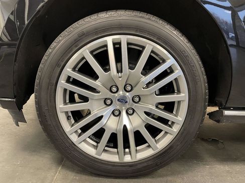 Certified 2023 Ford Expedition Platinum AWD/4WD image 10