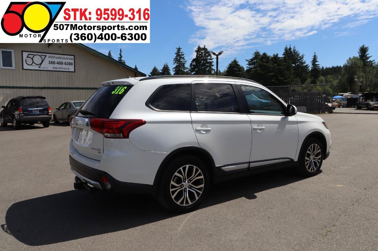 Used 2016 Mitsubishi Outlander SEL AWD/4WD image 7