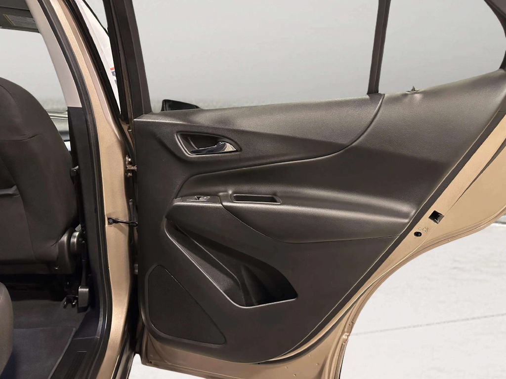 Used 2019 Chevrolet Equinox LT FWD image 24