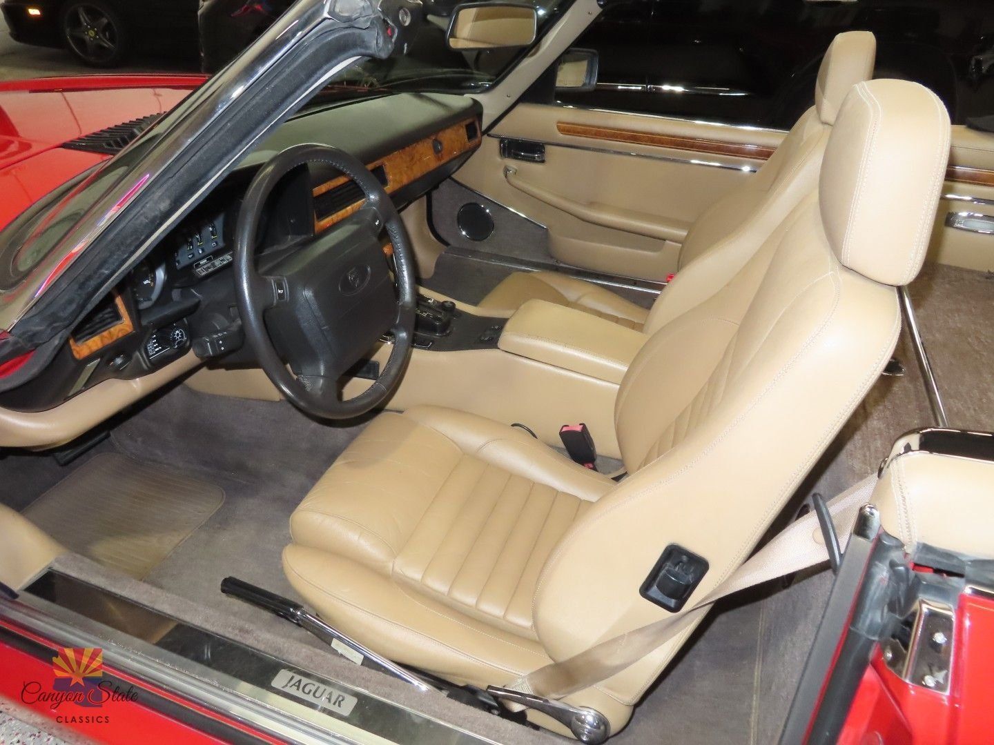 Used 1990 Jaguar XJS V12 Convertible RWD image 3
