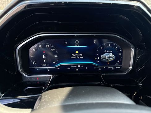 Used 2023 Chevrolet Silverado 1500 RST w/ Convenience Package II image 21