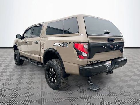 Used 2020 Nissan Titan PRO-4X w/ Pro-4x Convenience Package image 5