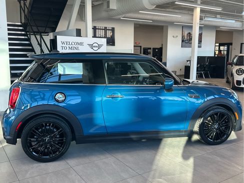 Used 2023 MINI Cooper S image 5