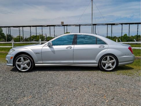 Used 2010 Mercedes-Benz S 63 AMG image 9