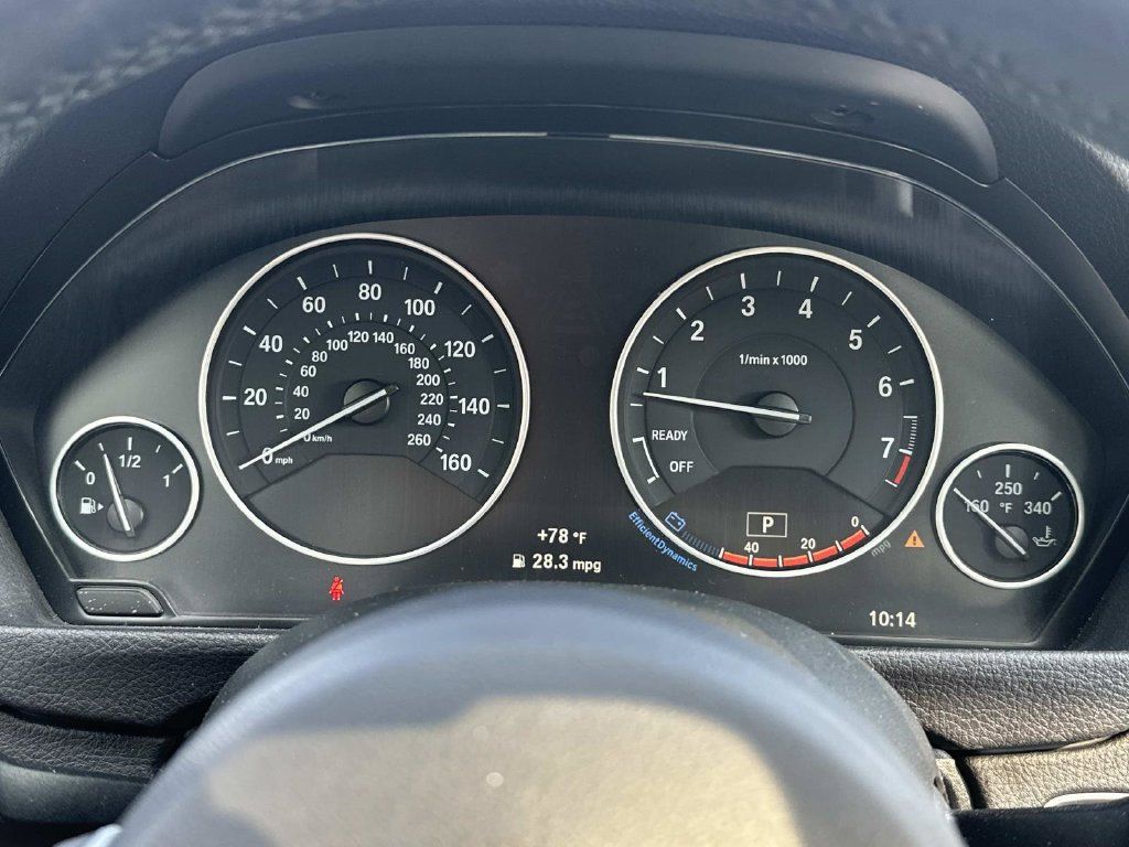 Used 2017 BMW 320i Sedan RWD image 33