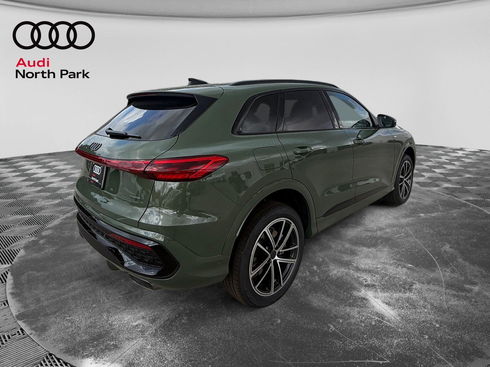 New 2026 Audi Q5 Premium Plus AWD/4WD image 5