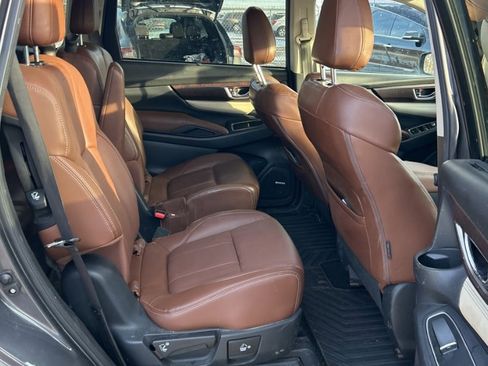 Used 2019 Subaru Ascent Touring w/ Popular Package #3 image 22