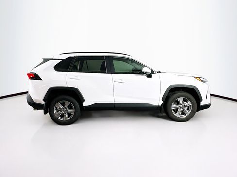 Used 2025 Toyota RAV4 XLE w/ Convenience Package FWD image 10