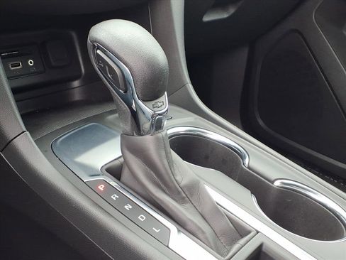 Used 2022 Chevrolet Equinox LT image 15