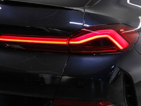 Used 2024 BMW X6 xDrive40i w/ Executive Package image 7