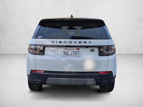 Used 2018 Land Rover Discovery Sport HSE image 8
