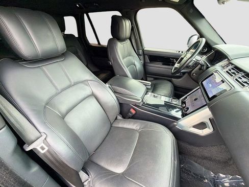 Used 2019 Land Rover Range Rover HSE image 15