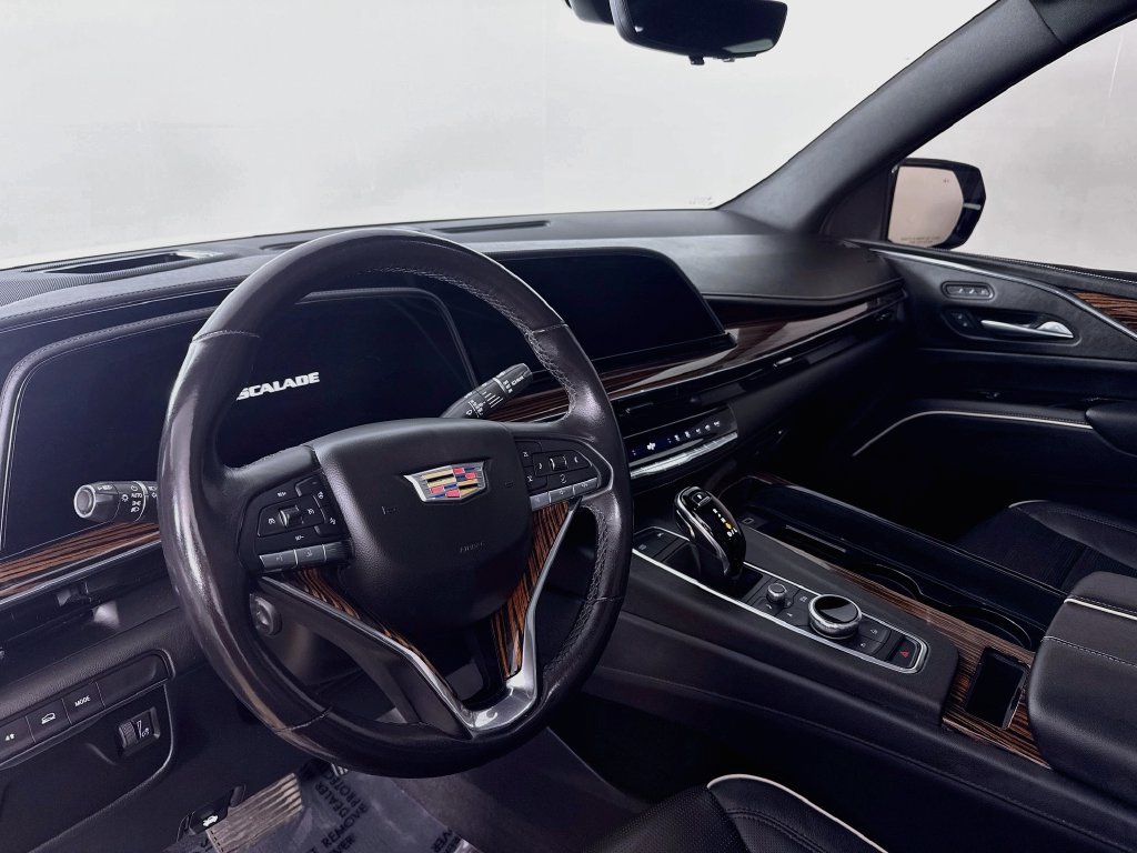Used 2021 Cadillac Escalade ESV Premium Luxury AWD/4WD image 9
