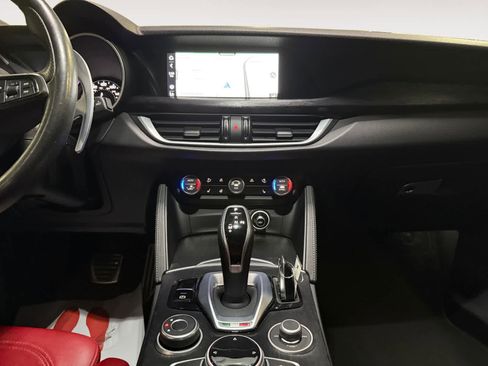 Used 2023 Alfa Romeo Stelvio Sprint RWD image 18