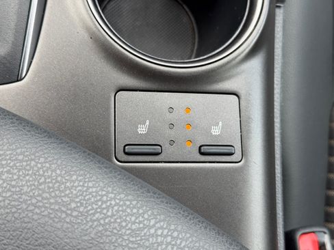 Used 2023 Toyota Camry SE FWD image 17