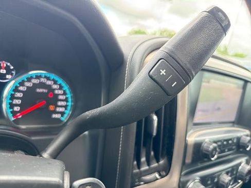 Used 2019 GMC Sierra 2500 Denali w/ Duramax Plus Package AWD/4WD image 16
