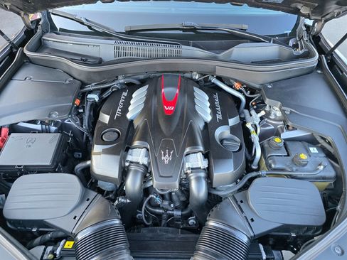 Used 2020 Maserati Levante GTS image 27