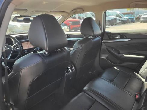 Used 2021 Nissan Maxima 3.5 SV w/ Floor Mat Group image 10