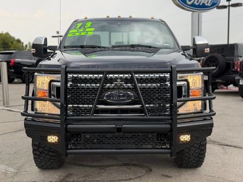 Used 2022 Ford F350 Lariat w/ Chrome Package AWD/4WD image 2