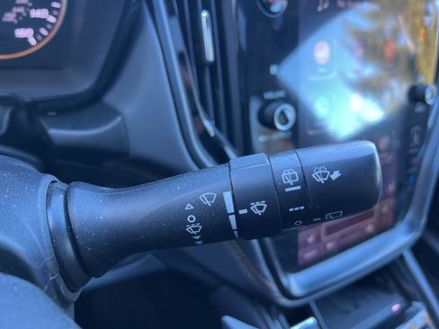 Used 2022 Subaru Outback Wilderness w/ Wilderness Package image 15