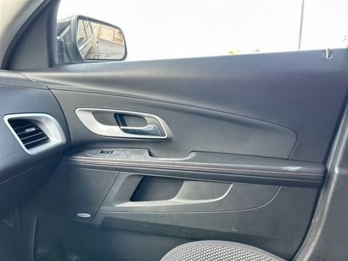 Used 2010 Chevrolet Equinox LT w/ Vehicle Interface Package FWD image 26