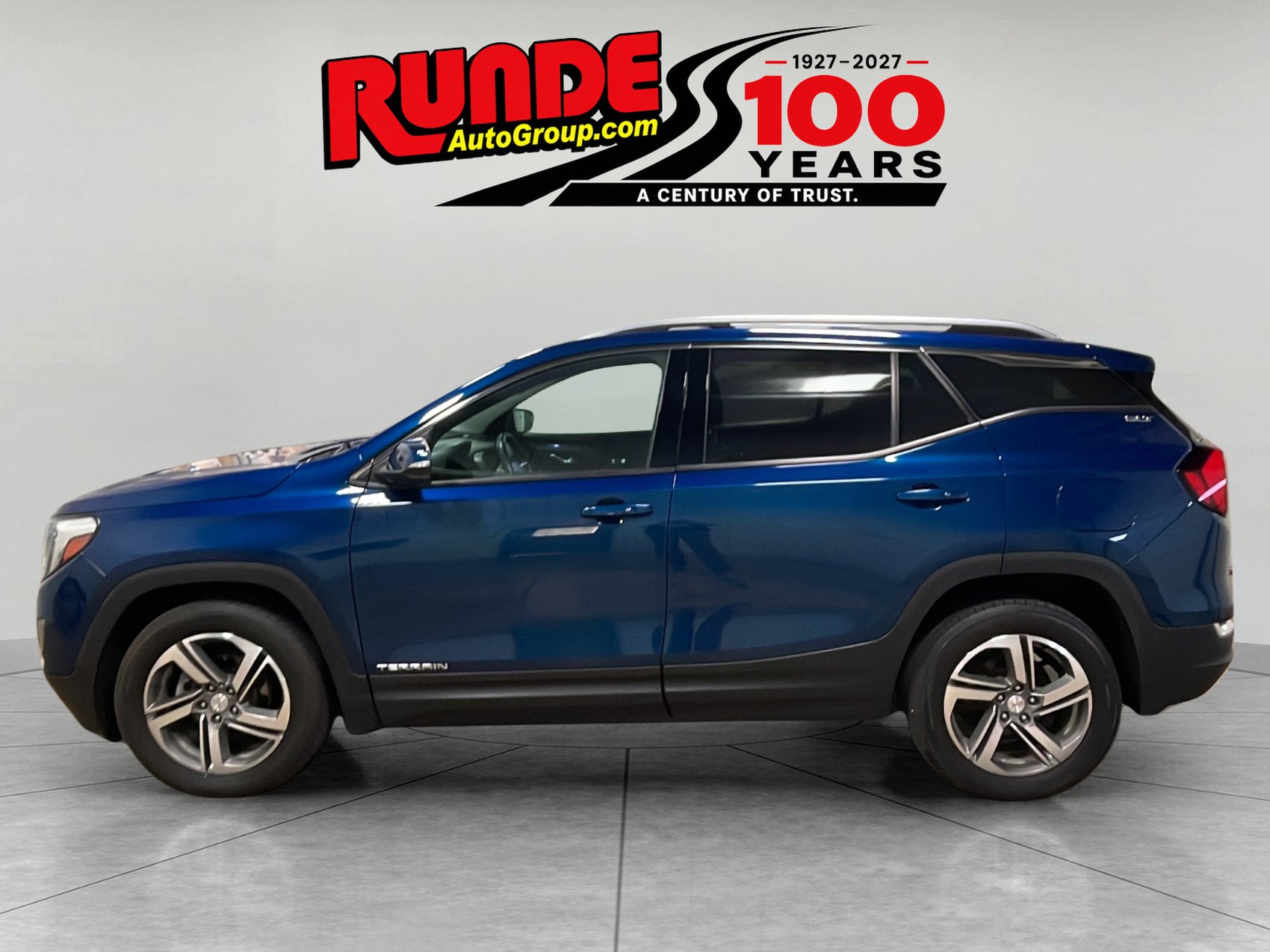 Used 2020 GMC Terrain SLT AWD/4WD image 2