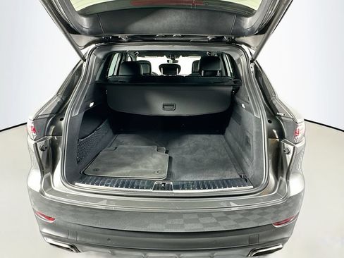 Certified 2020 Porsche Cayenne AWD/4WD image 27