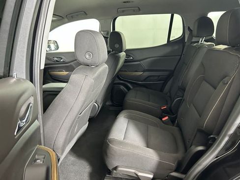 Used 2023 GMC Acadia SLE w/ Elevation Edition FWD image 24