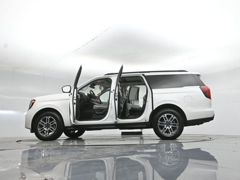 Used 2025 Ford Expedition Max Active image 58