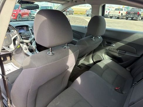 Used 2014 Chevrolet Cruze LT w/ Technology Package image 34