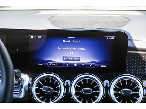 Used 2024 Mercedes-Benz EQB 300 4MATIC image 12