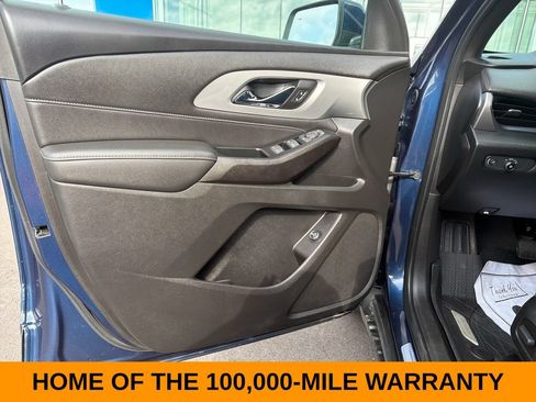 Used 2023 Chevrolet Traverse LT w/ LPO, Floor Liner Package AWD/4WD image 11