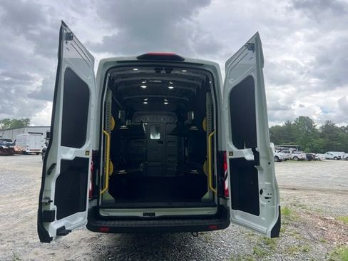 New 2024 Ford Transit 250 148 High Roof RWD image 14