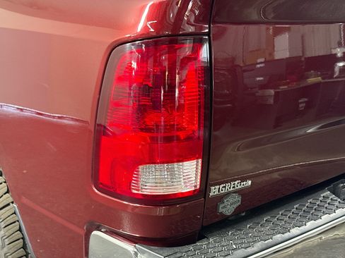 Used 2020 RAM 1500 Tradesman w/ Chrome Plus Package RWD image 35
